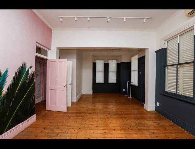 135M² OFFICE FOR SALE IN WINDERMERE